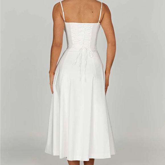 BabyBoo Deanna Midi Dress in XS - Picture 2 of 8